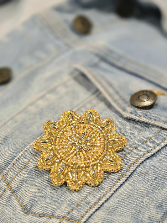 Broche Soleil d’or